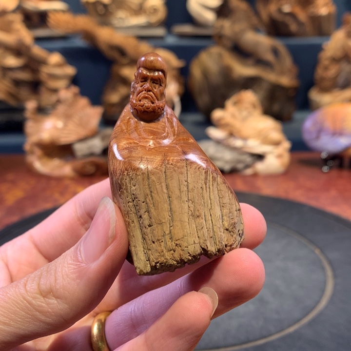 柏木（崖柏）根雕摆件