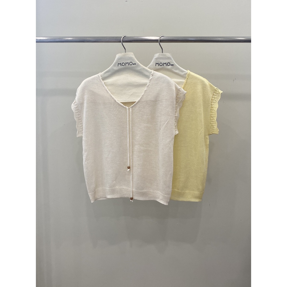 16253 ZZSY 简约纯色系带V领针织上衣