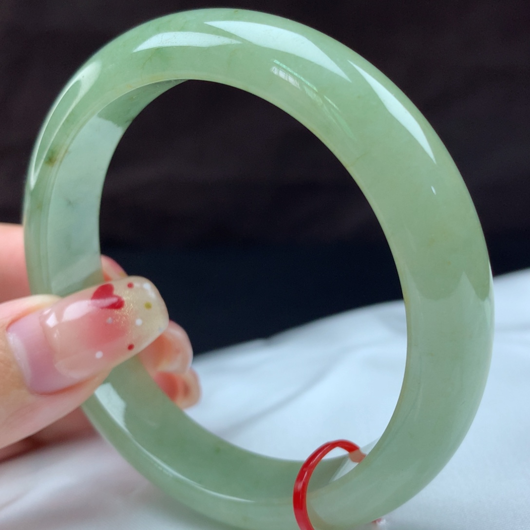 翡翠未镶嵌手镯95407，