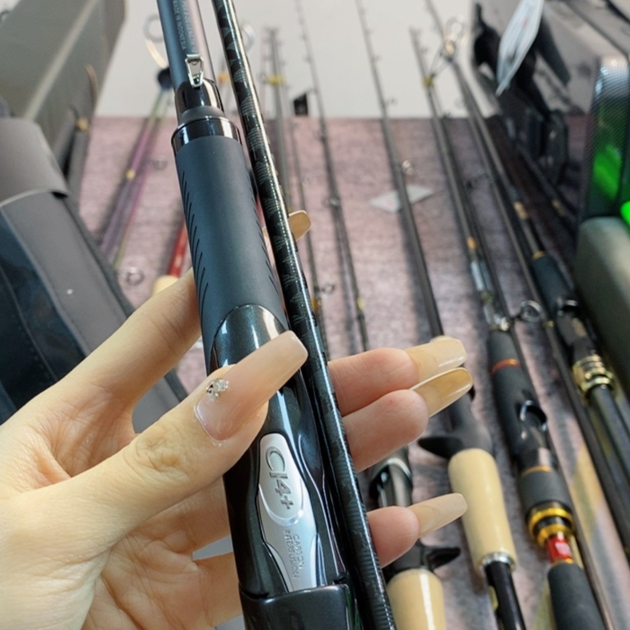 【闪购商品】2.7m碳素一**行两节路亚杆