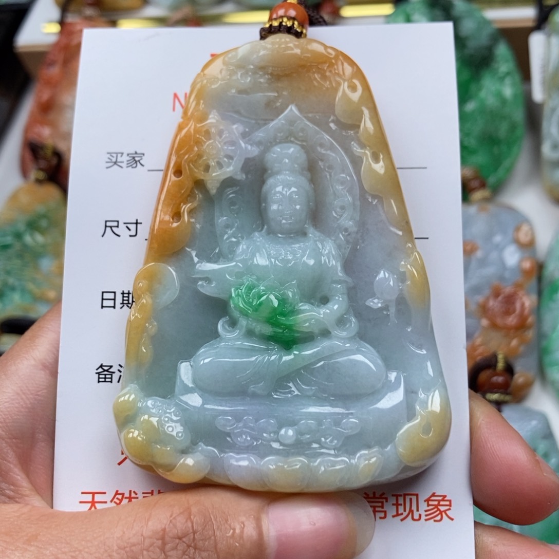 翡翠颈饰未镶嵌来**人吊坠