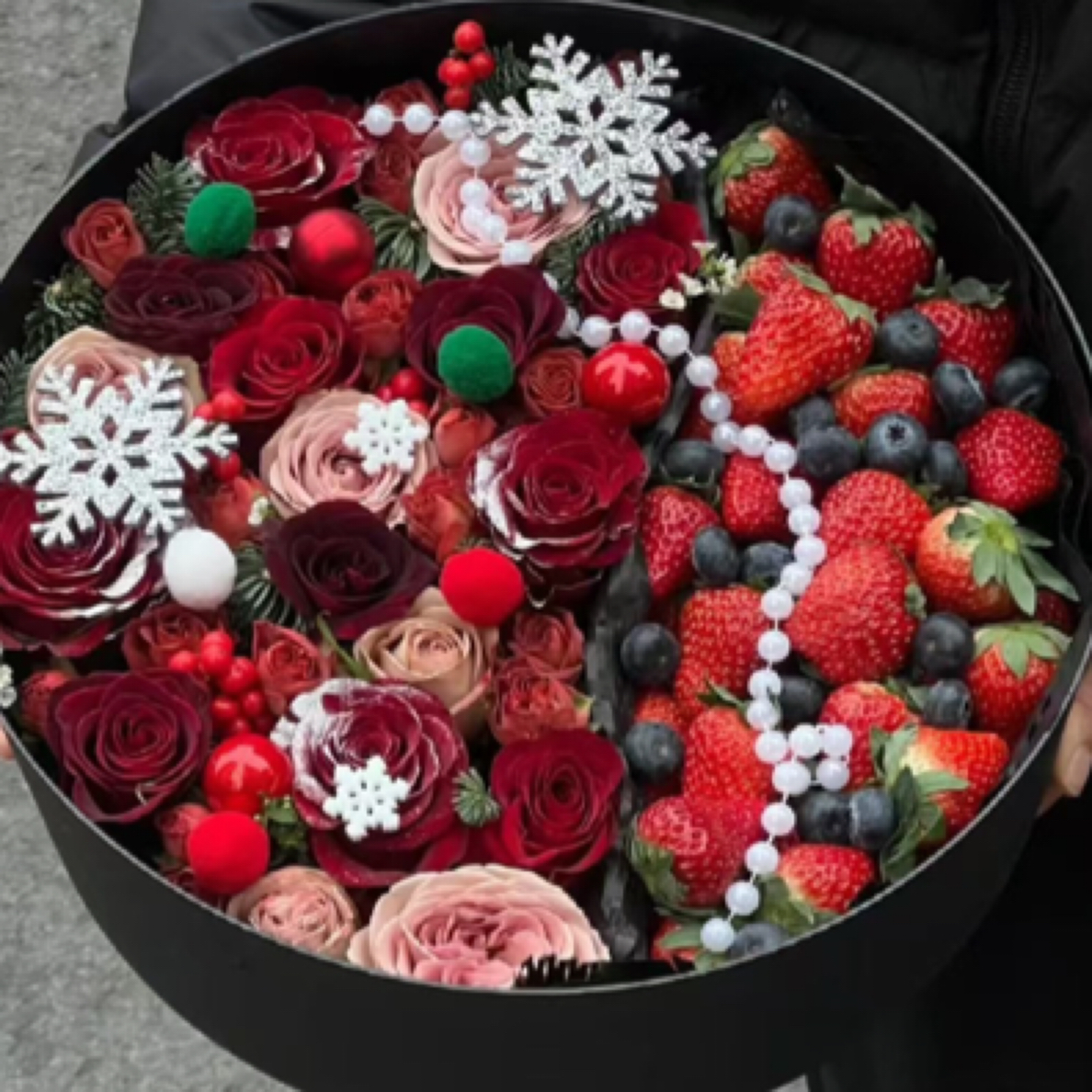 圣诞节水果草莓鲜花礼盒同城速递免费配送上门