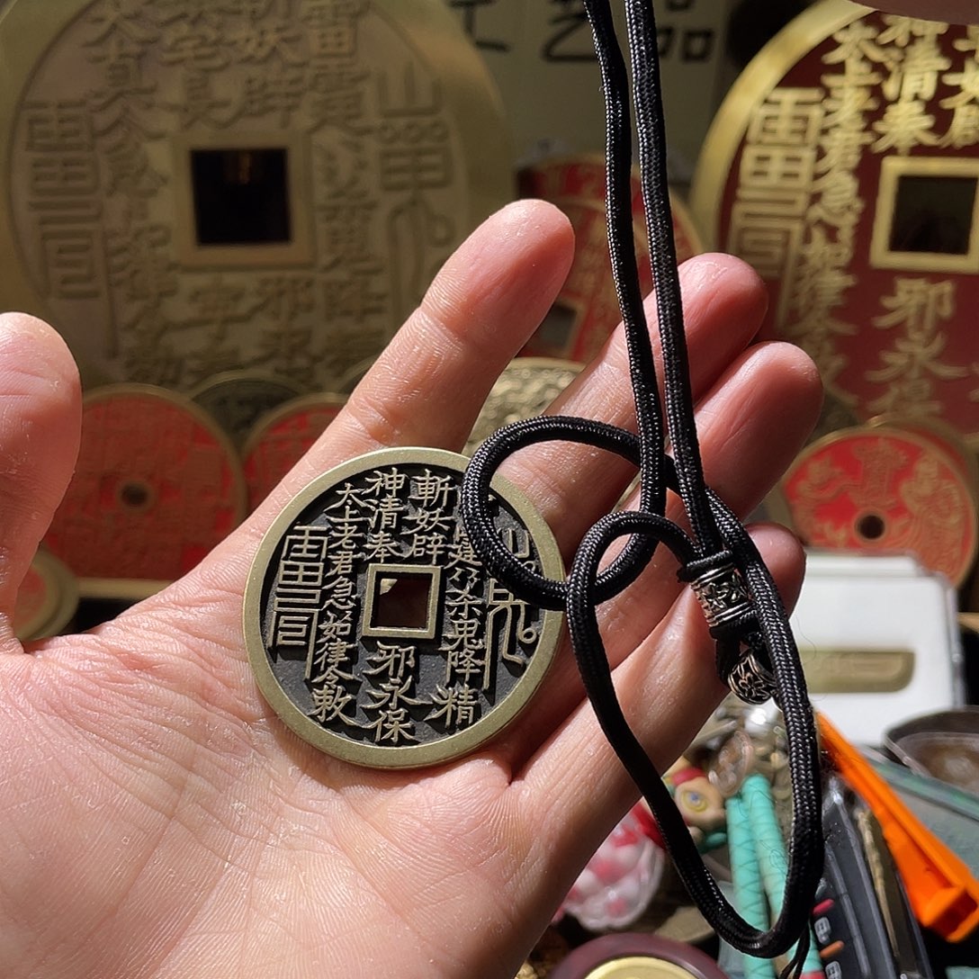 铜现代仿制工艺品