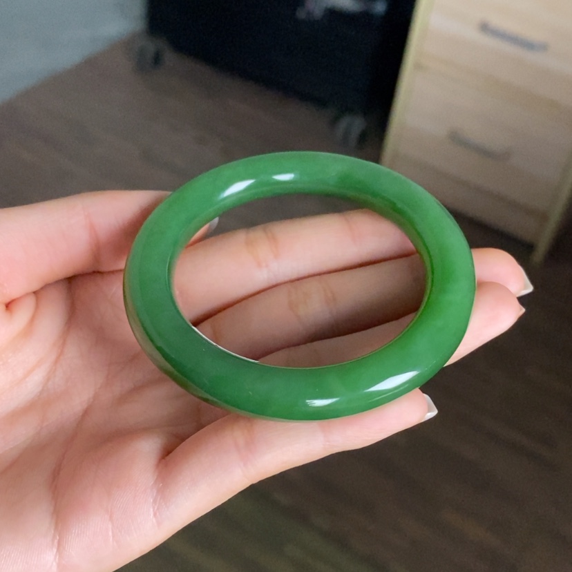 【闪购商品】未镶嵌手镯和田玉（碧玉）