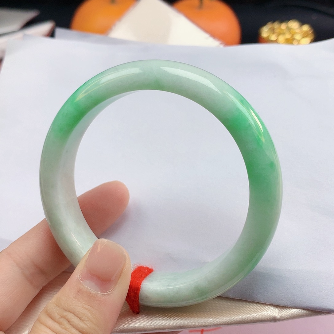翡翠手镯未镶嵌58圈2436
