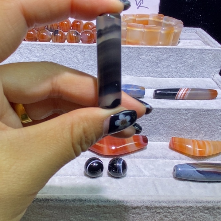 玛瑙/玉髓未镶嵌颈饰