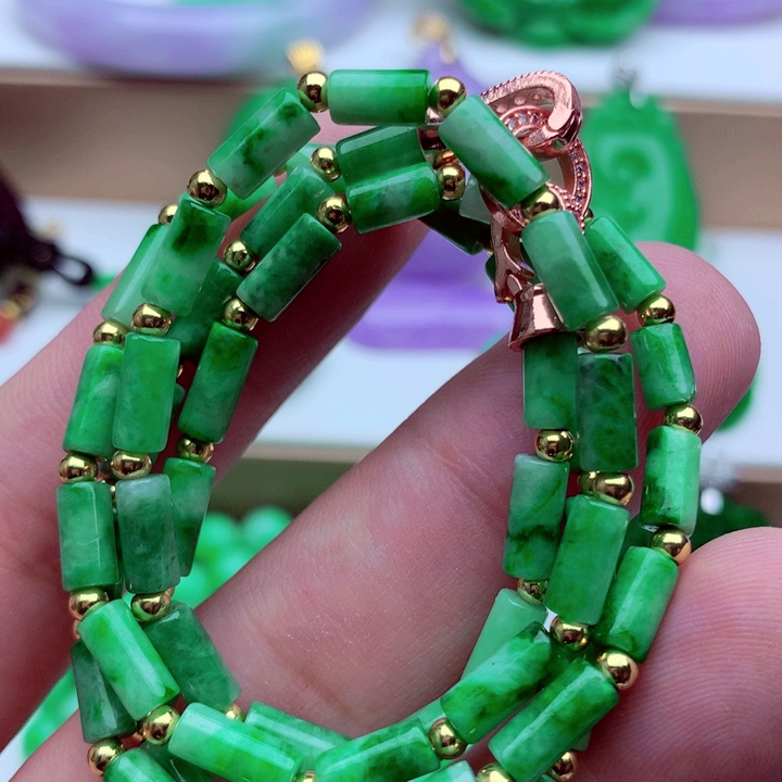 翡翠未镶嵌毛衣链