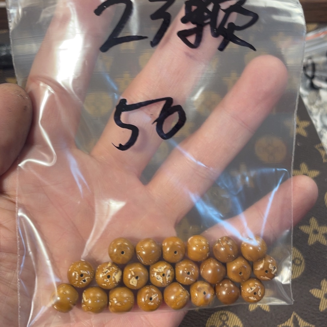 手串紫金鼠9.5实心散珠50