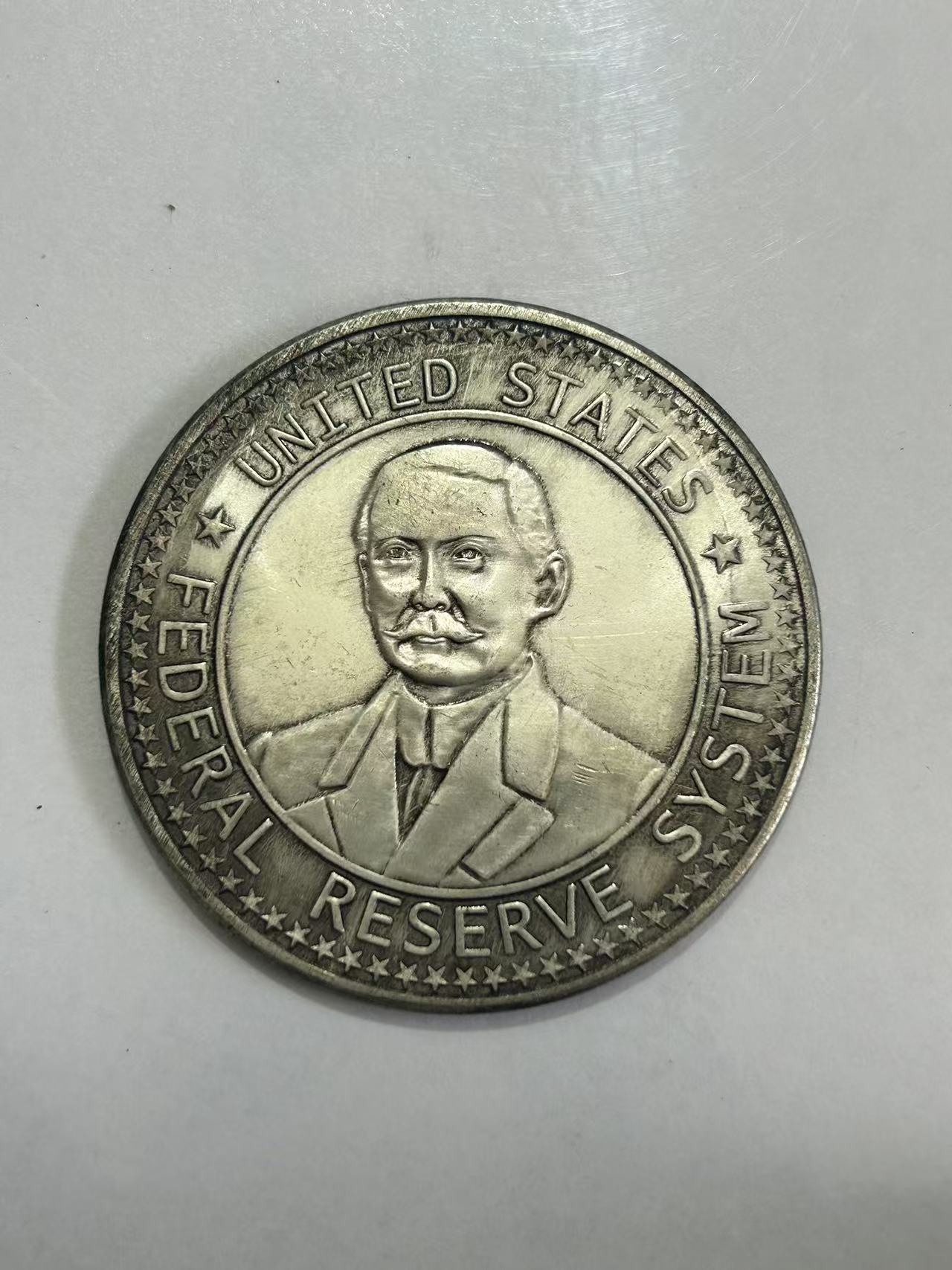 【闪购链接】MDL00421复古双旗纪念币（大）