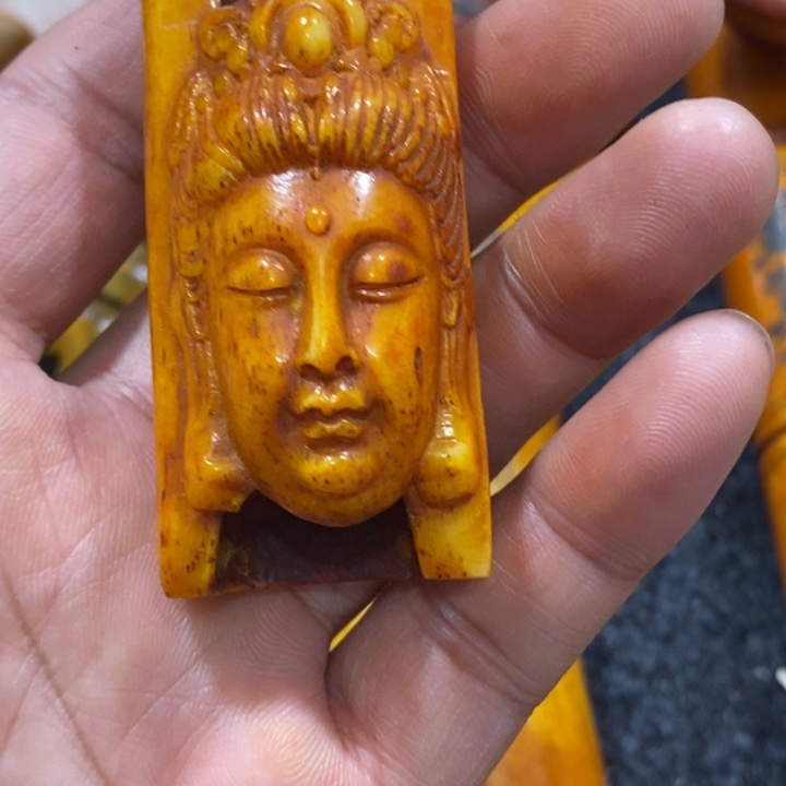 滴血莲花菩提吊坠