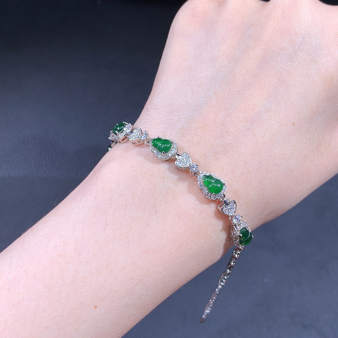 未镶嵌戒指翡翠翡翠