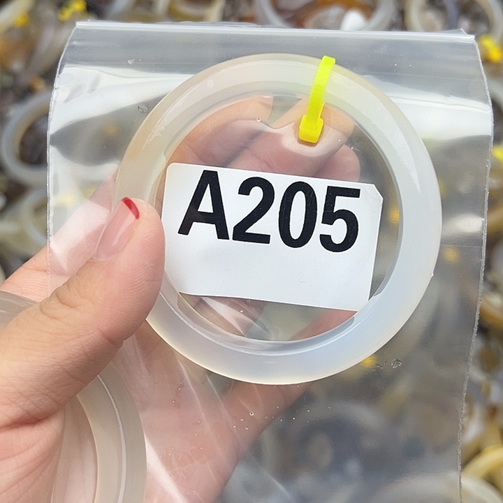 社****玛瑙/玉髓未镶嵌手镯205