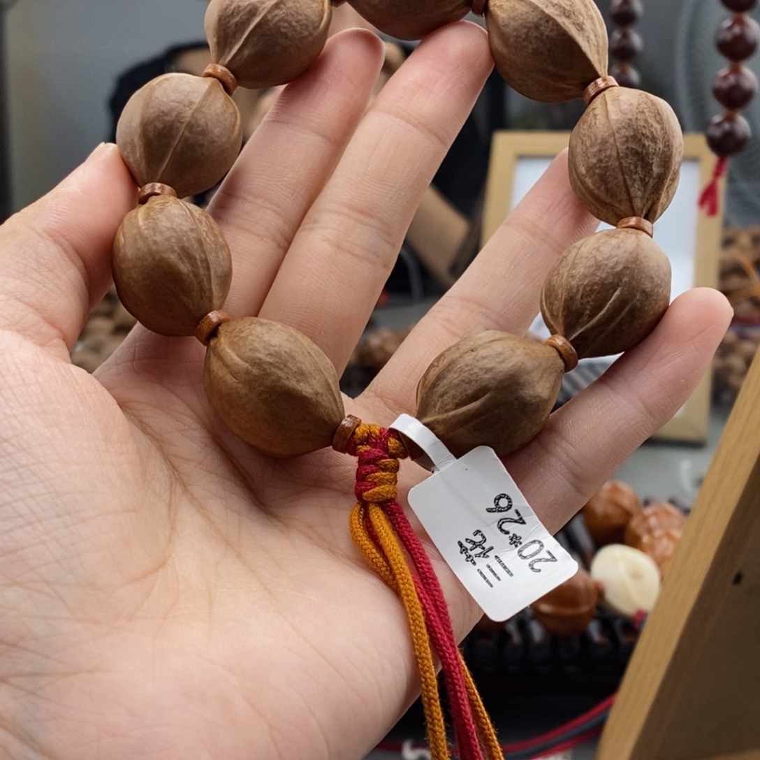 手串橄榄核抖****窝梅林铁