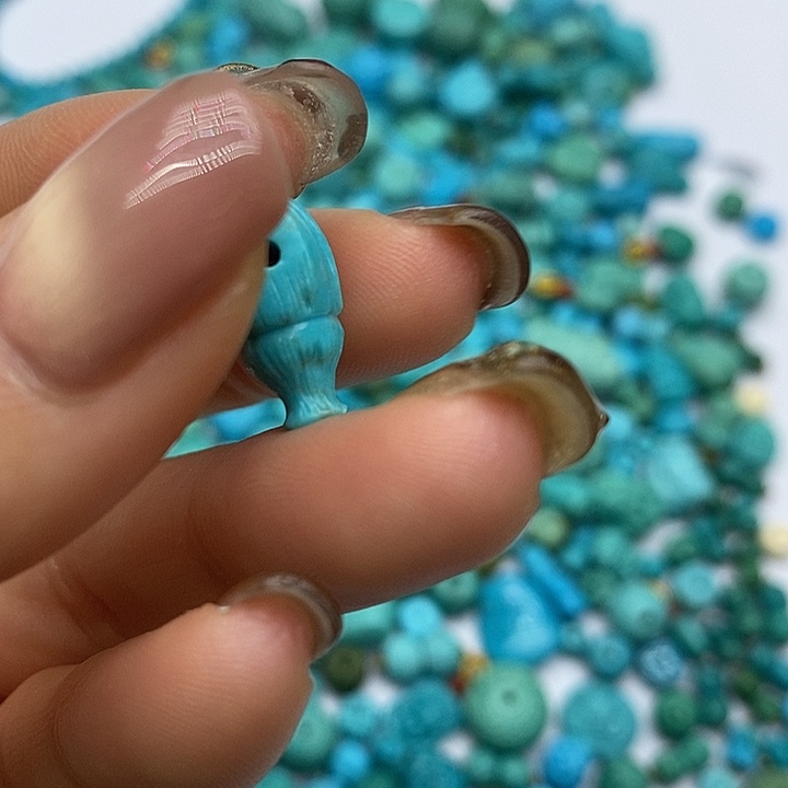 绿松石未镶嵌珠宝奇石