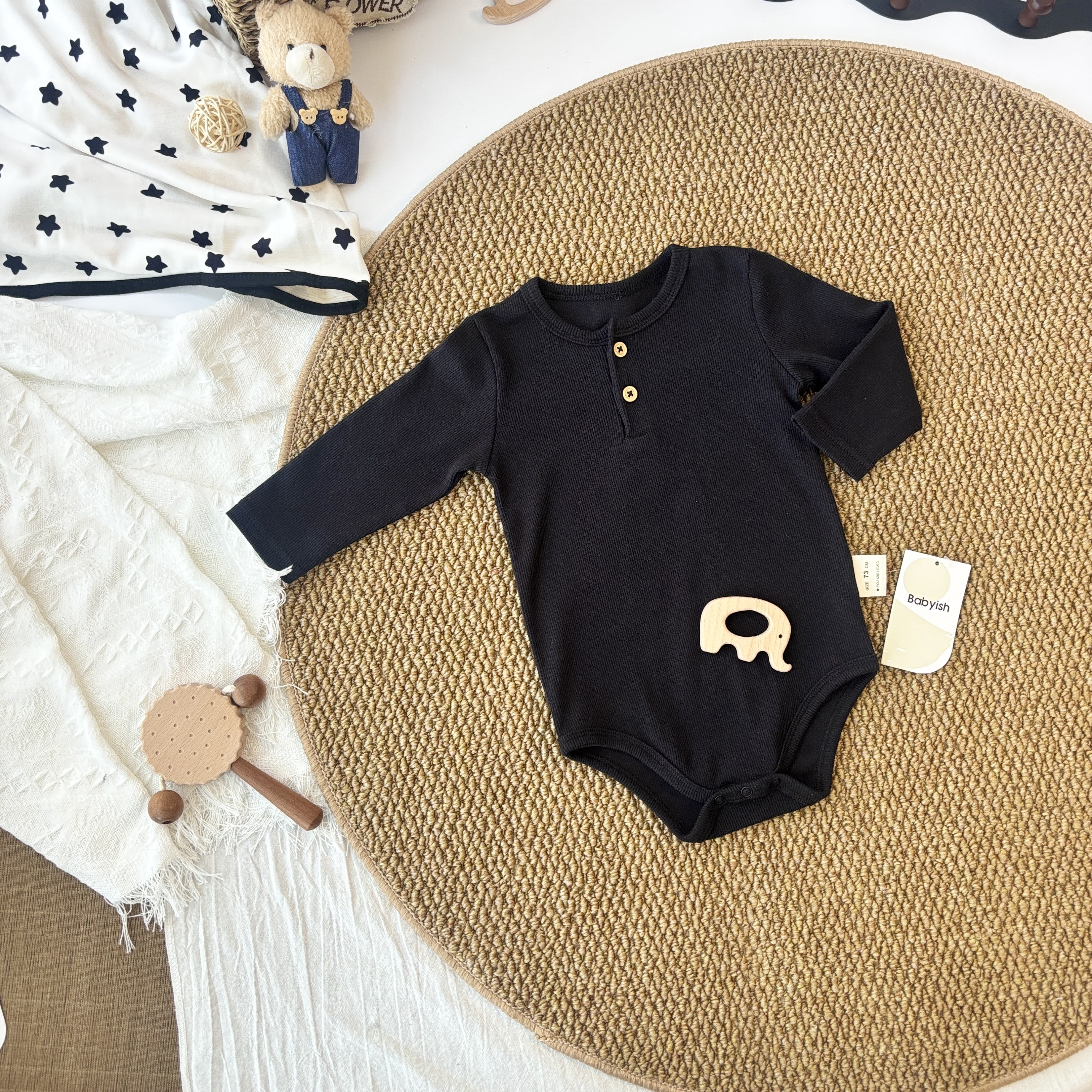 定制黑红开门襟秋季婴儿长袖包屁衣男女童连体哈衣宝宝秋装通用款