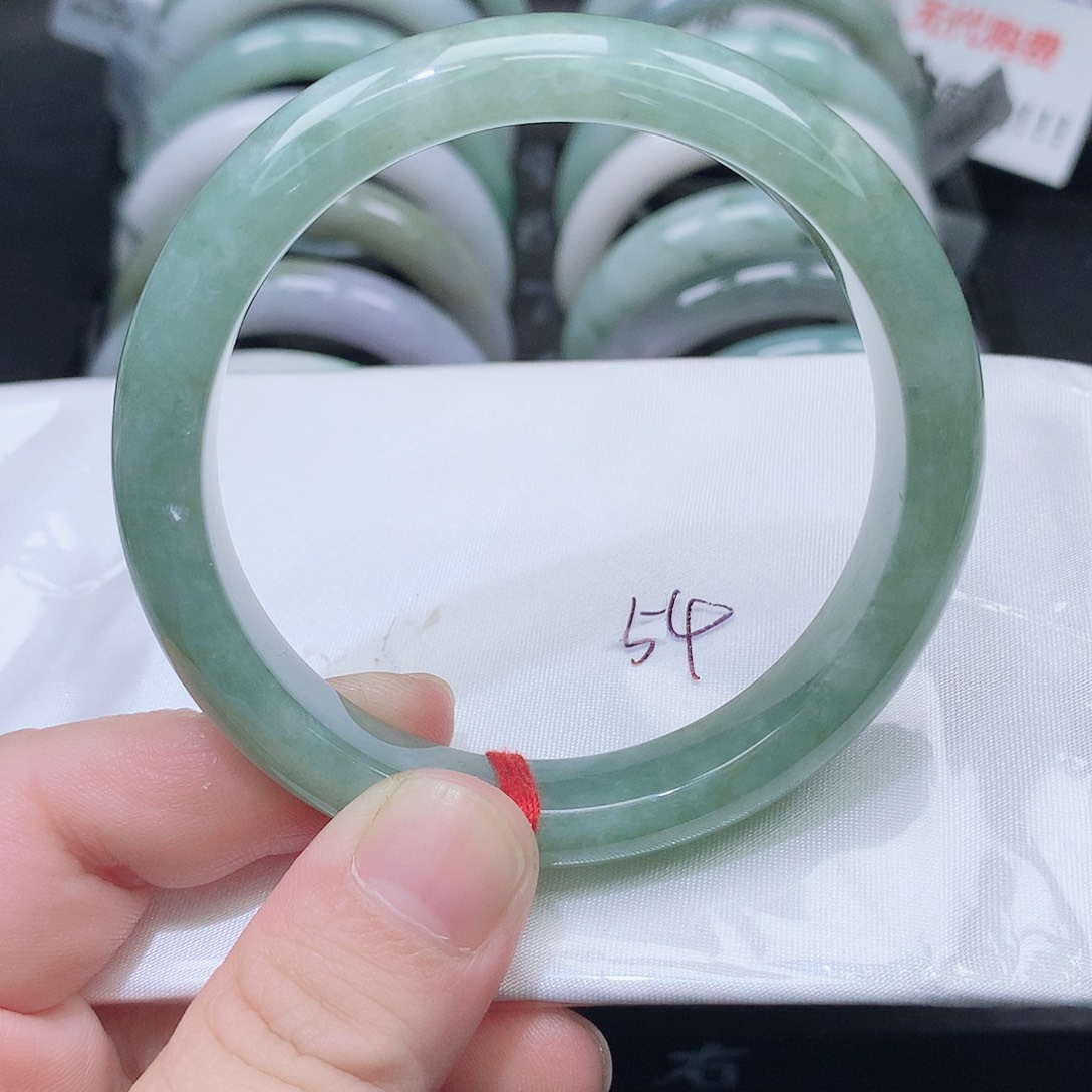 翡翠未镶嵌手镯508