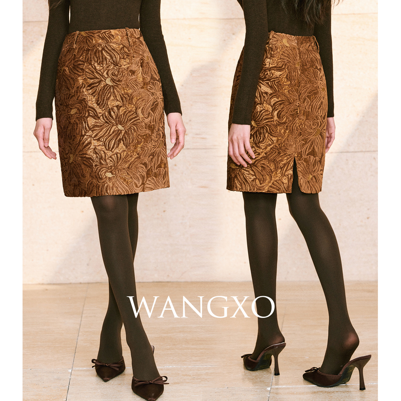 WANGXO肌理感花纹半裙2501320W