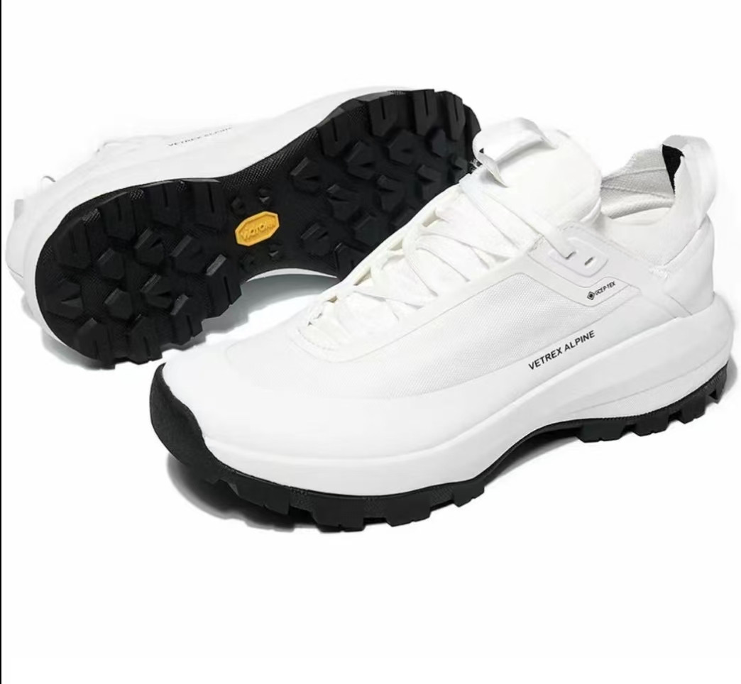 [原厂断码清仓]透气防滑户外登山跑步鞋