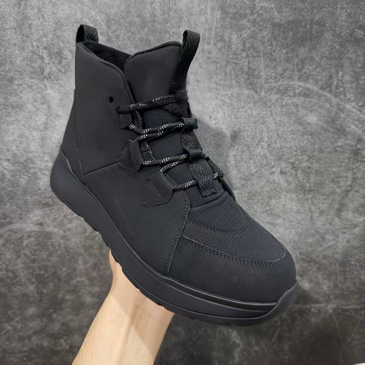 保暖耐磨 时尚舒适百搭 短筒雪地靴 户外中筒靴 男款