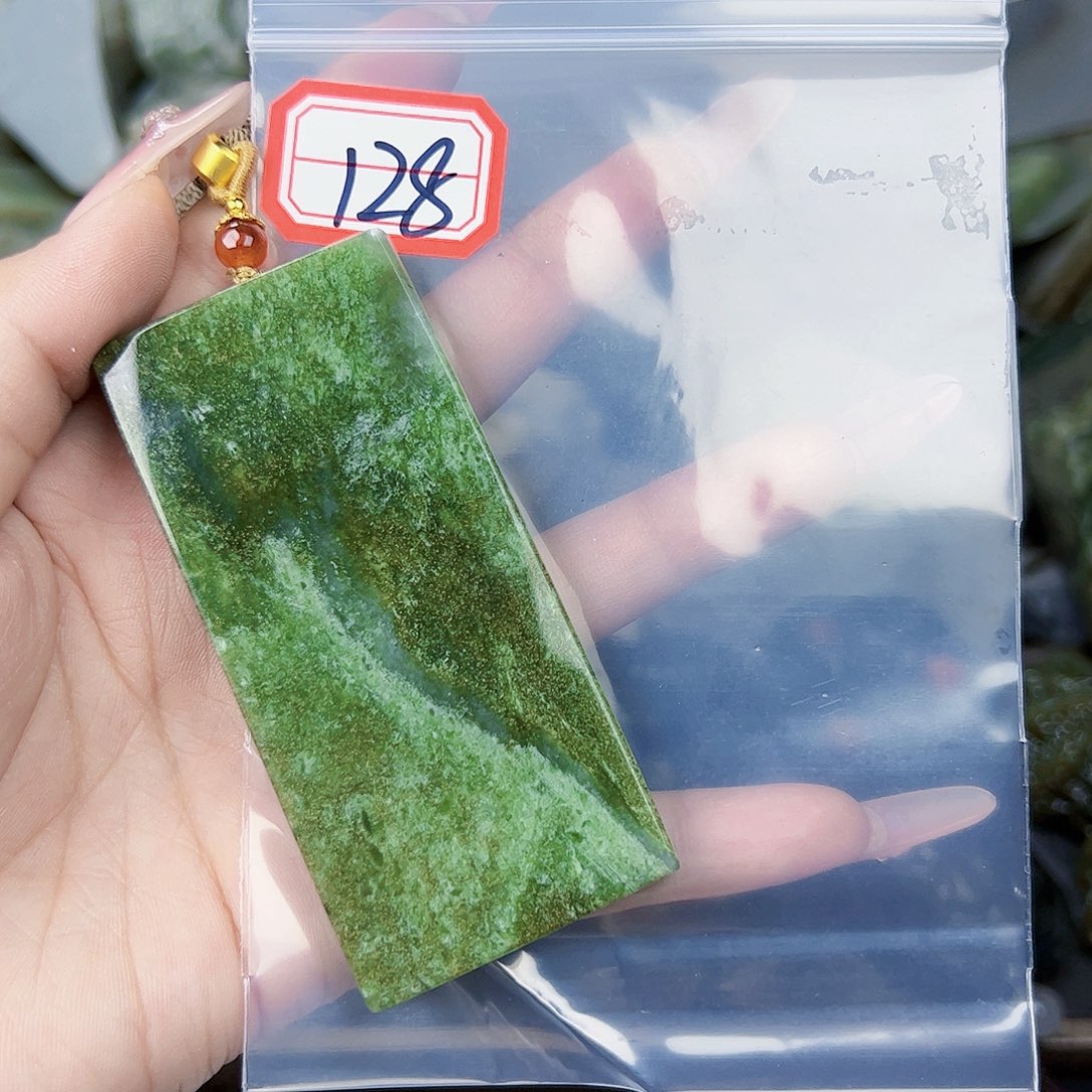 和田玉珠宝半成品未镶嵌