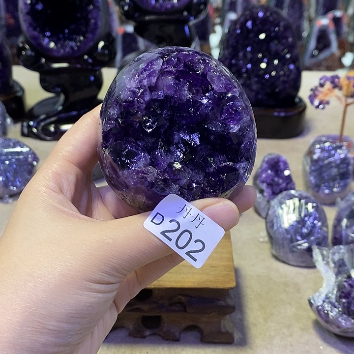 未镶嵌水晶大型摆件（非配饰）