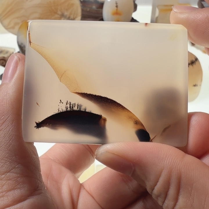 玛瑙/玉髓未镶嵌珠宝半成品