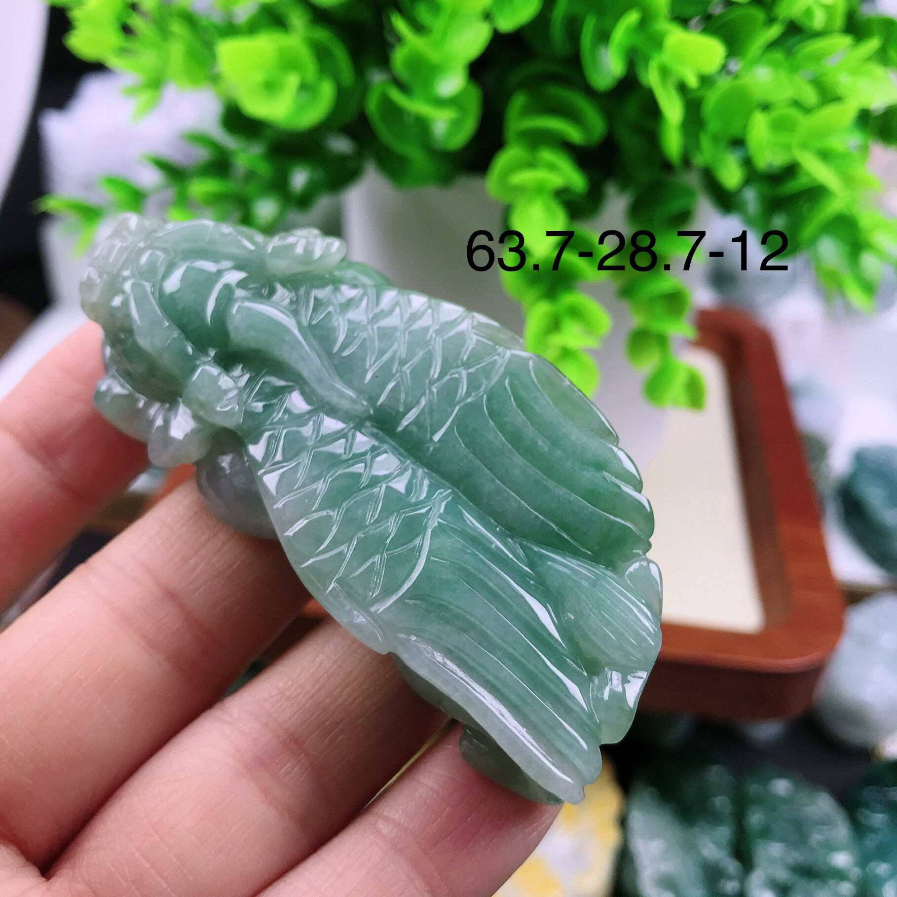 天然翡翠A货冰润满绿飞天貔貅吊坠