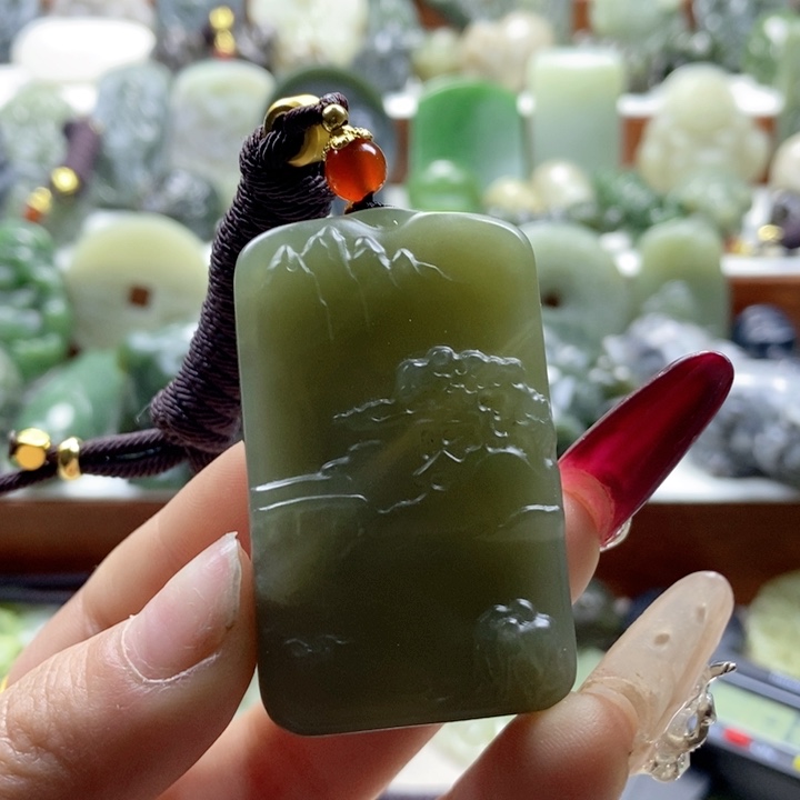 和田玉颈饰未镶嵌