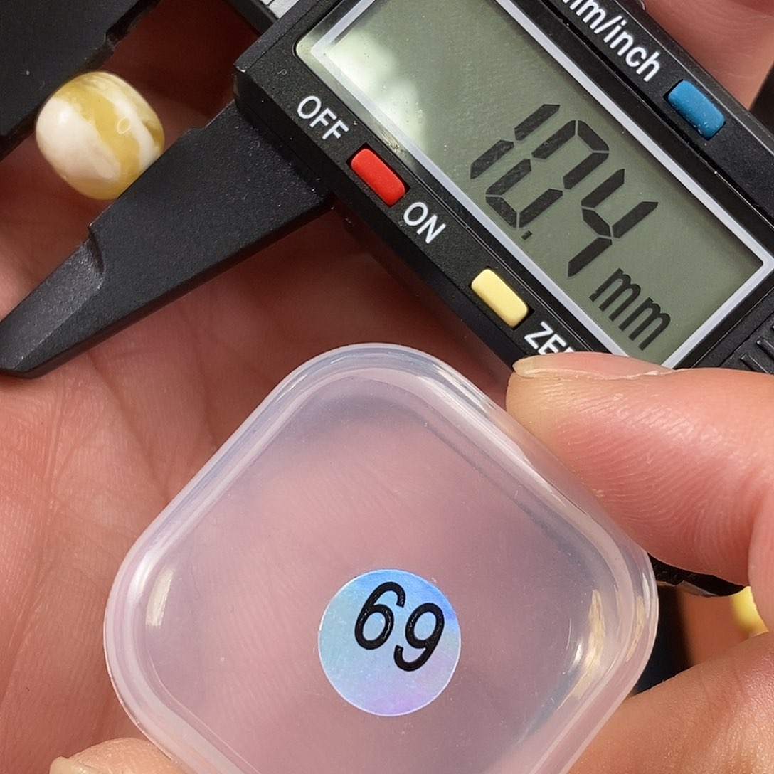 琥珀裸石未镶嵌微瑕