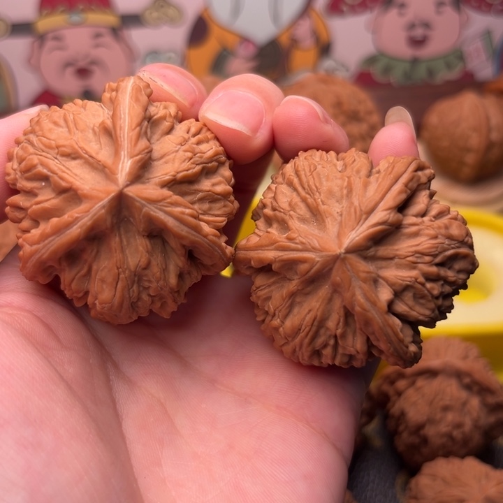 把件文玩核桃玉龙正奔