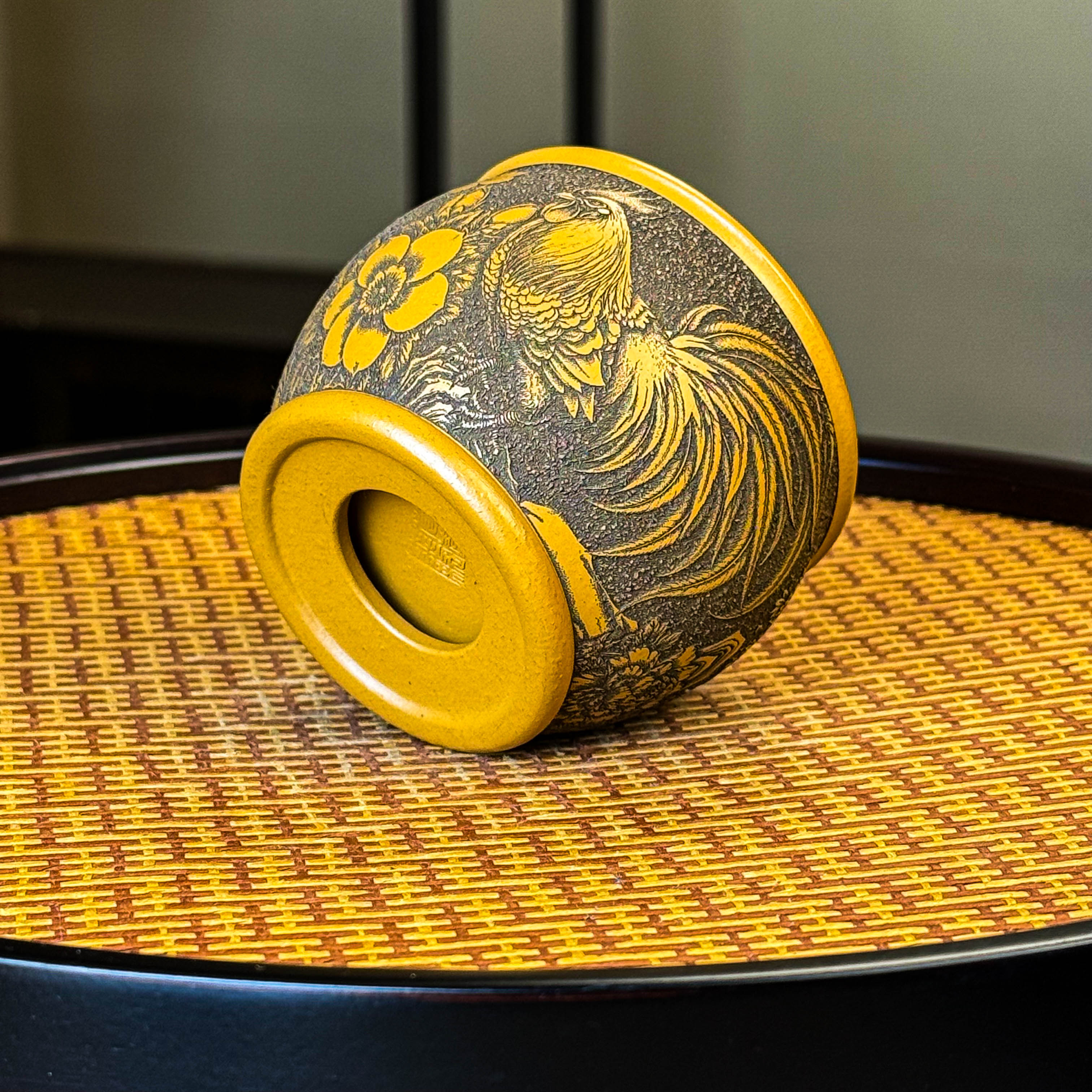 宜兴全手工紫砂茶具 原矿朱泥泥料刻绘粉浆金鸡报喜主人杯品茗杯