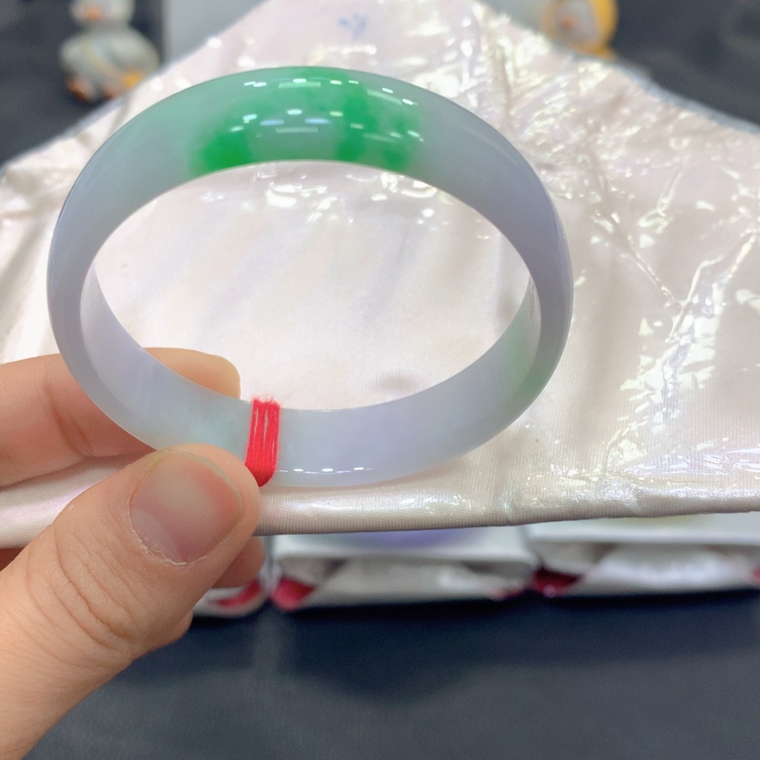 翡翠未镶嵌手镯翡翠4