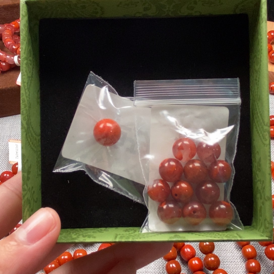 南红玛瑙手串未镶嵌9m m