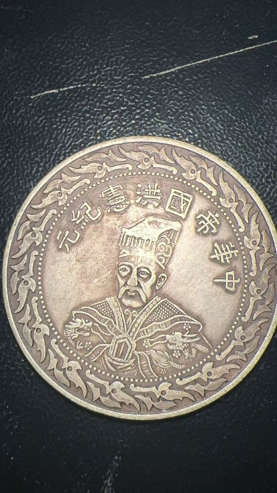 N004选手背龙工摆件现代仿古复古工艺摆件