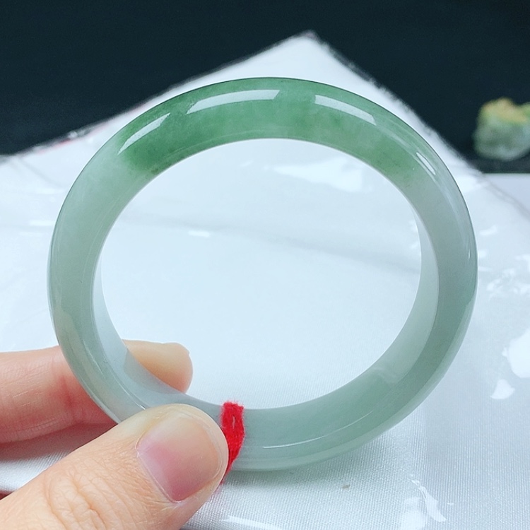 【闪购商品】翡翠手镯未镶嵌天然翡翠手镯