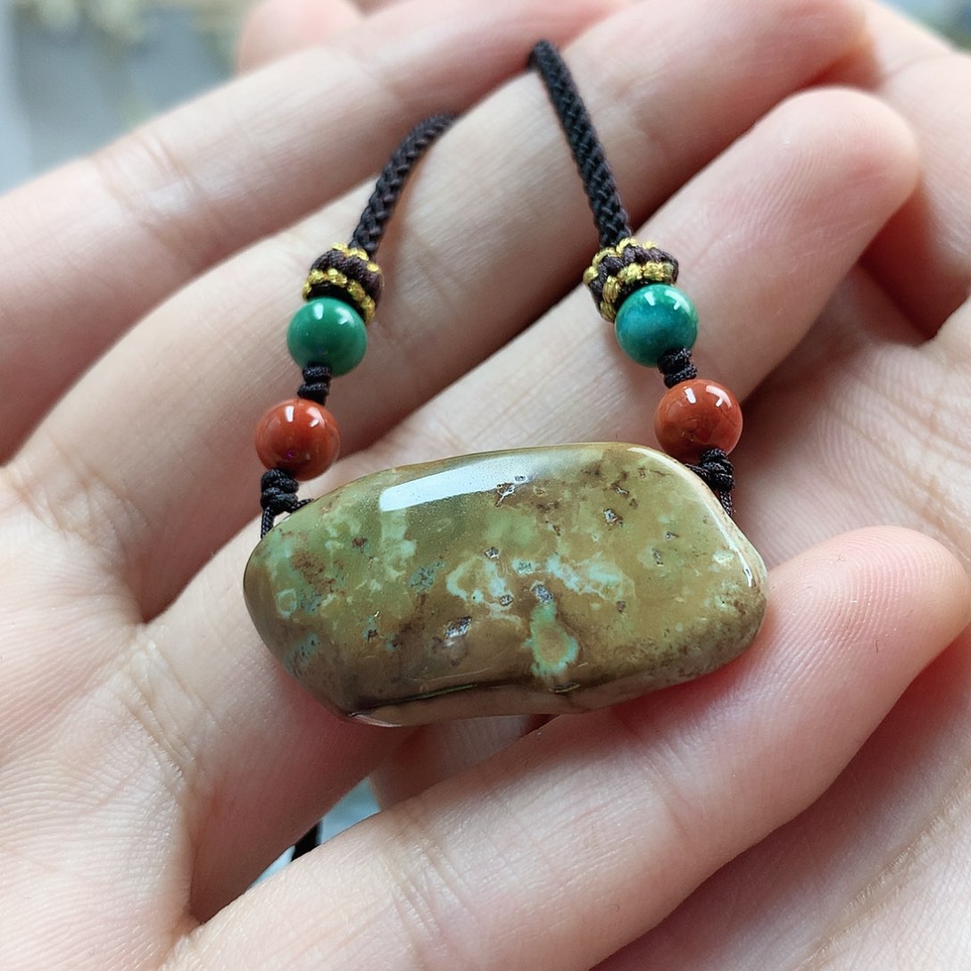 未镶嵌绿松石珠宝奇石