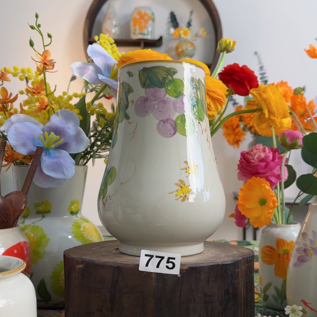 摆件景德镇陶瓷手绘小花瓶摆件无孔