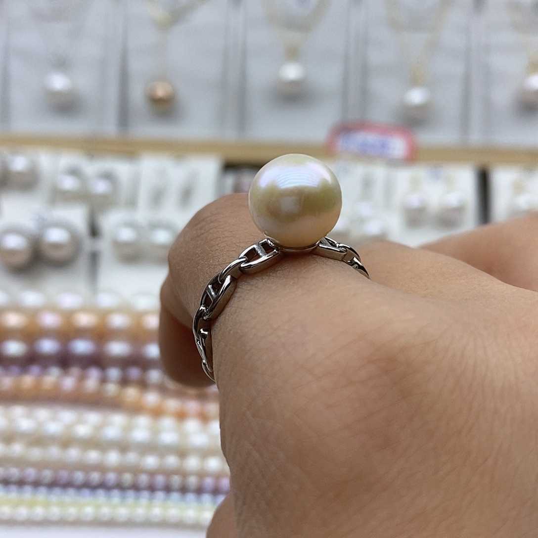 淡水珍珠吊坠(赠链)合金