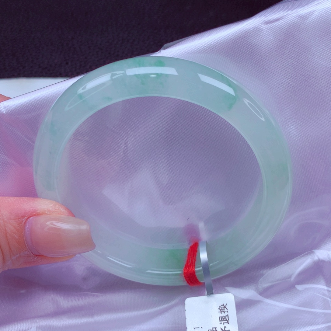 翡翠未镶嵌手镯手镯