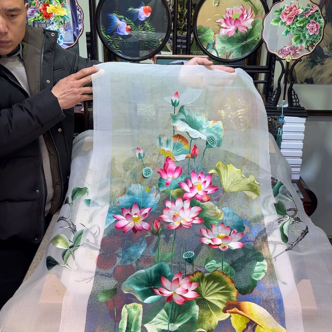 刺绣刺绣工艺精湛