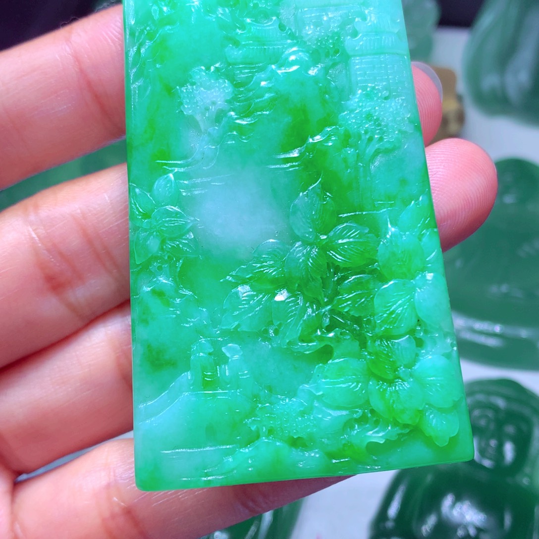 梗***舍定制翡翠未镶嵌天然