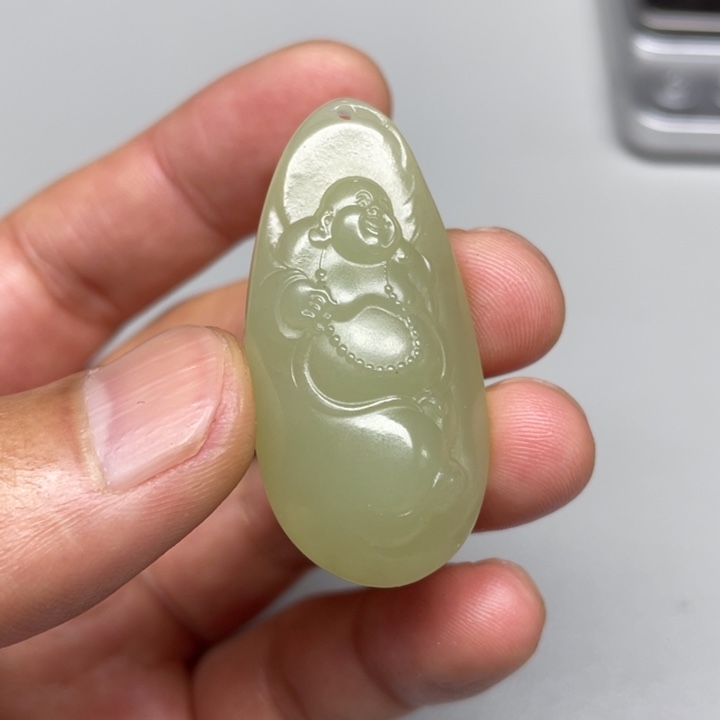 和田玉吊坠(不含链)未镶嵌沙***?