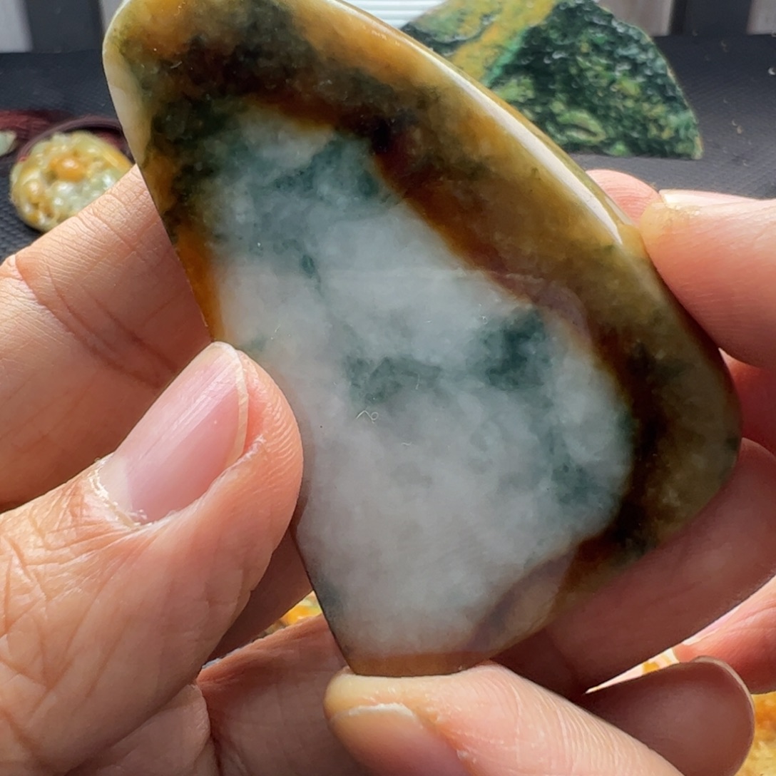 翡翠裸石缅甸翡翠