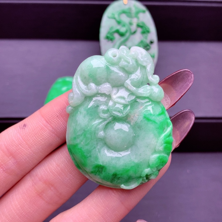 翡翠未镶嵌吊坠(不含链)