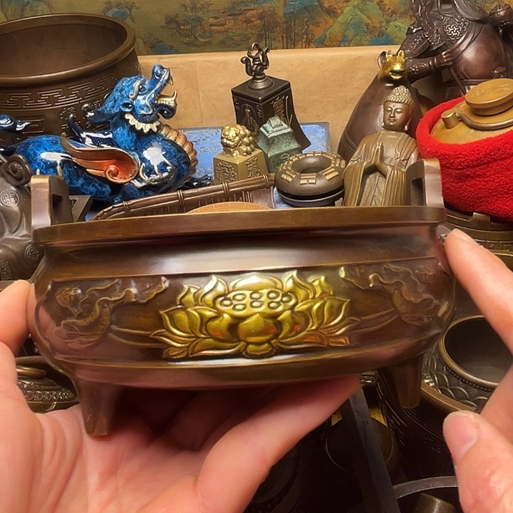 精美铜器批发档口