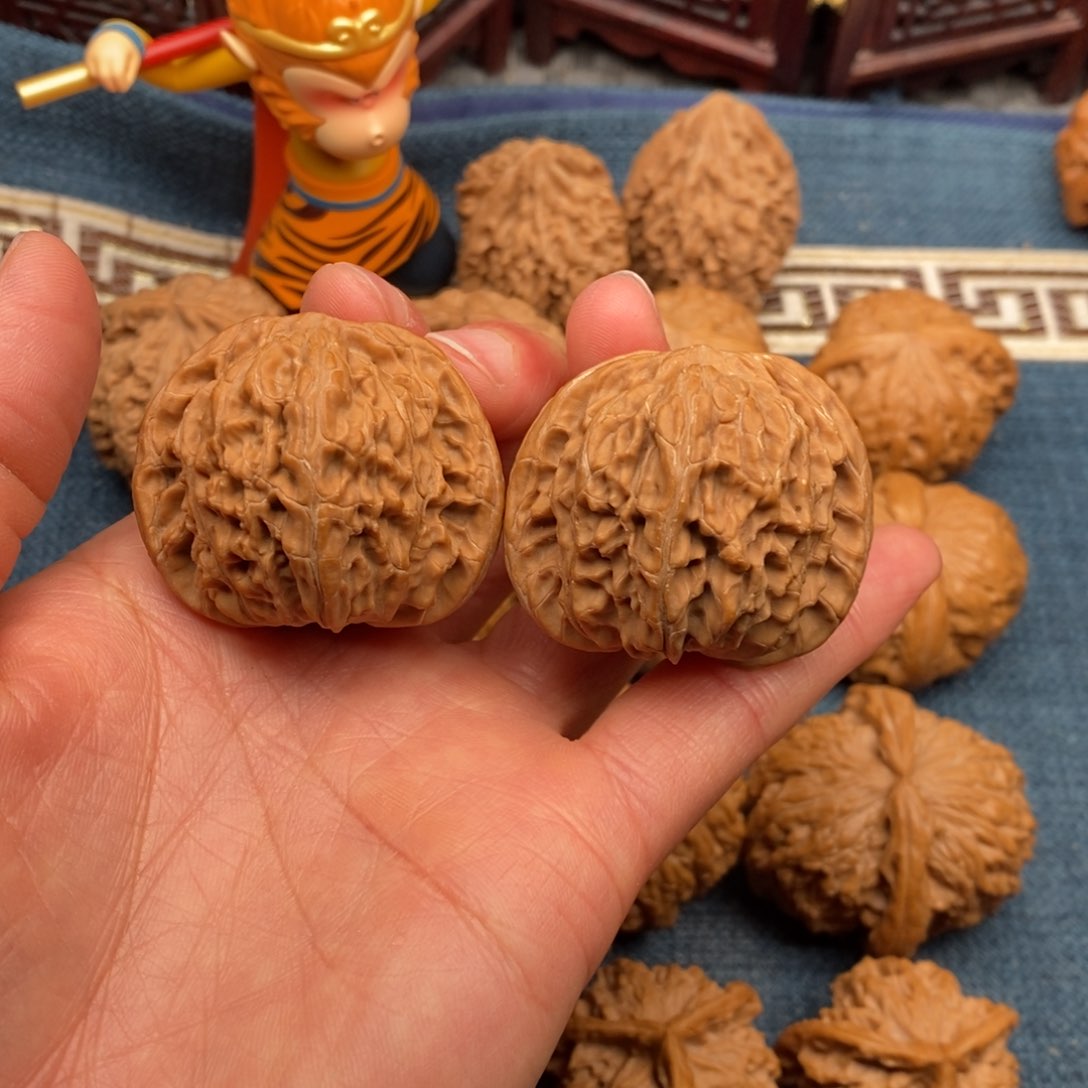 文玩核桃把件40.5全品正磨