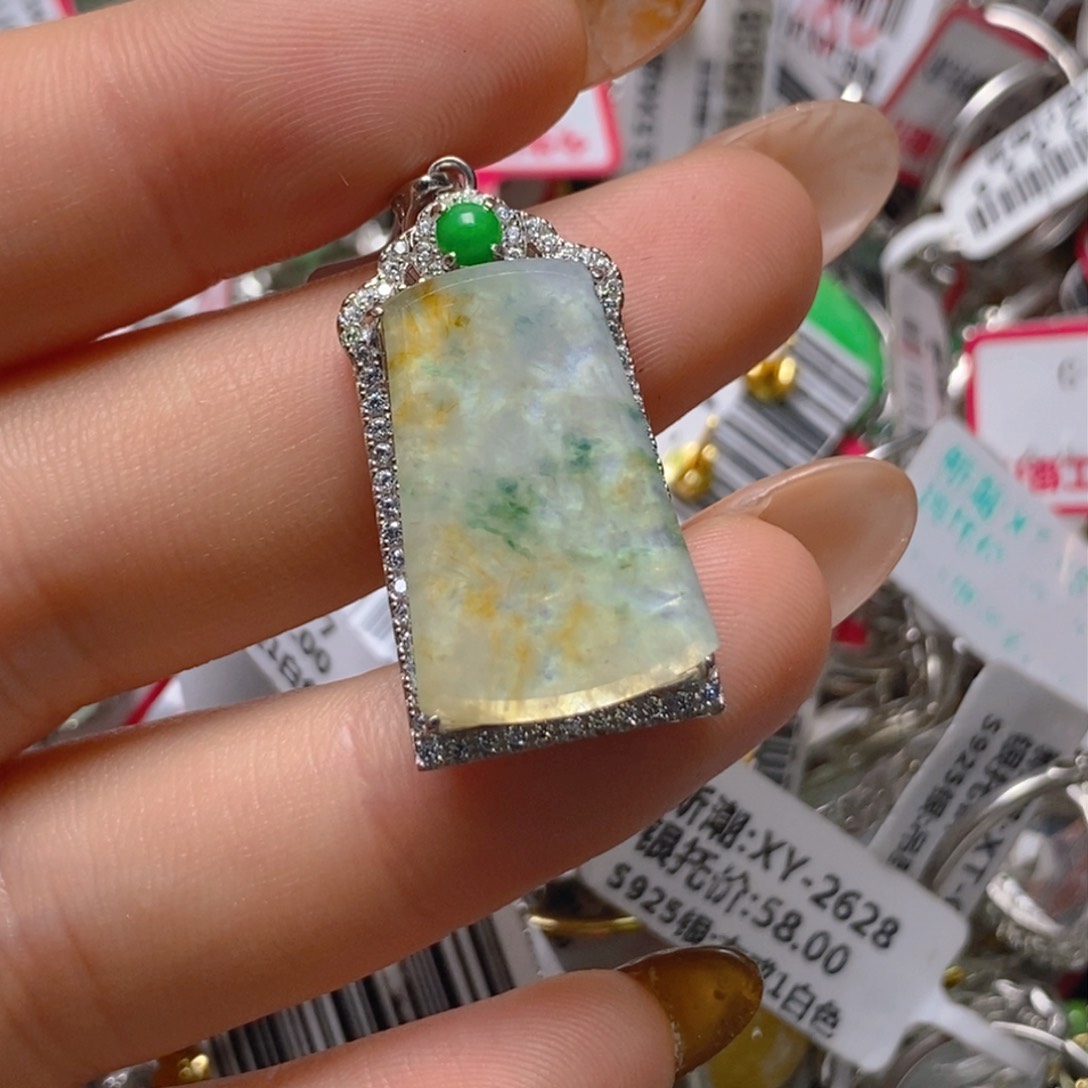 银S925镶嵌戒指翡翠百内无证书