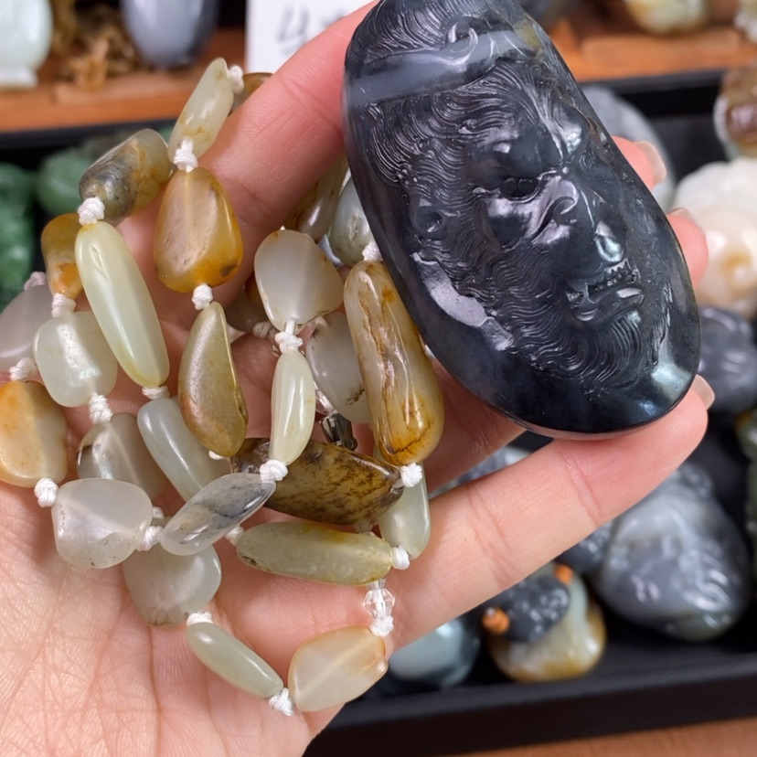 【闪购商品】未镶嵌和田玉把件奔****馍