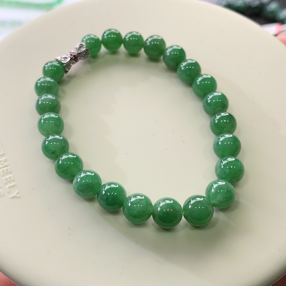 翡翠手链未镶嵌翡翠