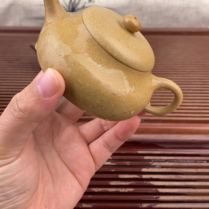 紫砂茶壶160cc本山段扁玉